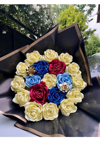 18 Li, Renkli Premium Gold Sonsuzluk Söz, Nişan Solmayan Gül Buketi modelleri