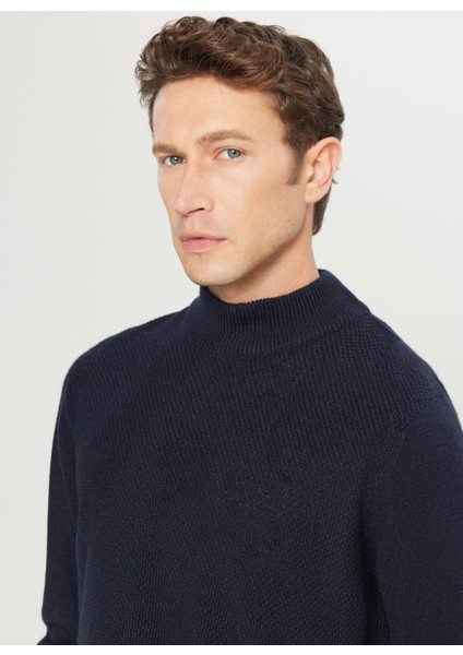 Yarım Balıkçı Yaka Standart Lacivert Erkek Kazak ACE049261482_LAC fırsatları