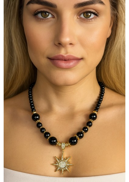 Zirkon Taşlı Güneş Uçlu Siyah Inci Kolye