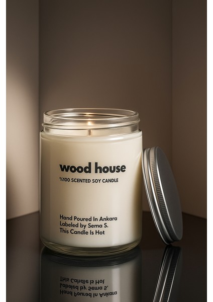 : Wood House : Cam Kavanozda Kokulu %100 Soya Mum (Yenibahar, Mir, Labdanum, Sandal Ağacı)