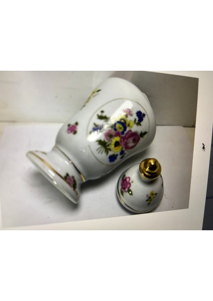 21 cm Boyunda Avrupa Porselen Kapaklı Vazo