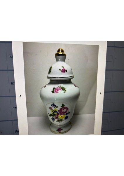 21 cm Boyunda Avrupa Porselen Kapaklı Vazo