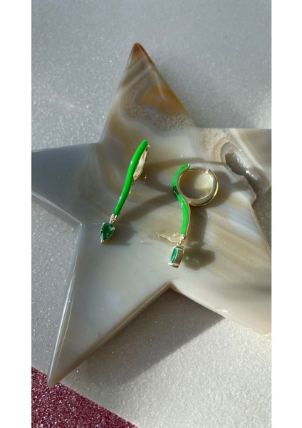 Altın Kaplama Koyu Yeşil Mineli Damla Model Halka Küpe 925 Ayar Gümüş Tek Adet fırsatları
