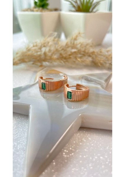 Rose Kaplama Zümrüt Renk Baget Taşlı Halka Küpe 925 Ayar Gümüş Tek Adet modelleri