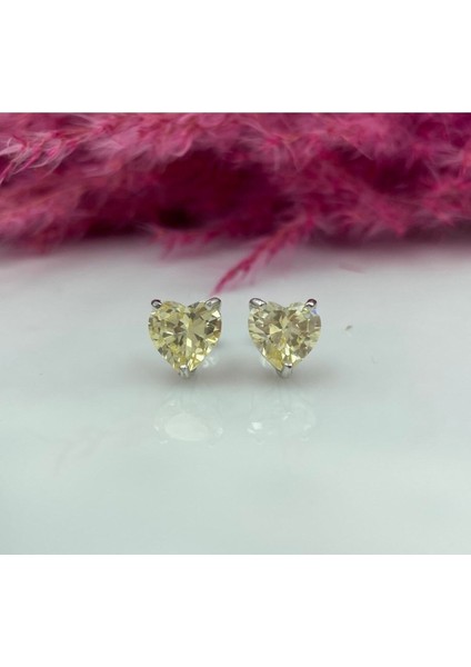 Sarı Kalp Pırlanta Montür Çivi Küpe 925 Ayar Gümüş fiyatları