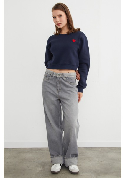 3 Iplik Kalp Nakışlı Crop Sweatshirt fırsatları