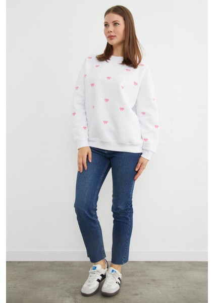 3 Iplik Fiyonk Nakışlı Oversize Sweatshirt fiyatları
