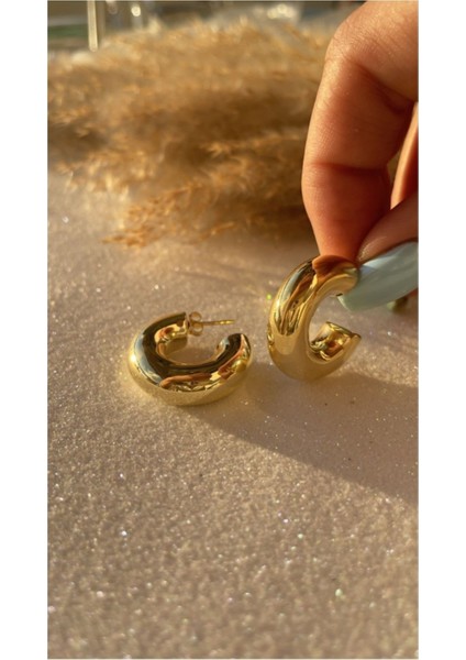 Bombeli Yarım Halka Küpe