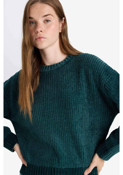 Regular Fit Bisiklet Yaka Şönil Kazak C6227AX25CW fırsatları