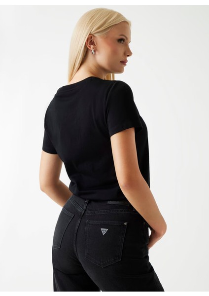 Yuvarlak Yaka Baskılı Siyah Kadın T-Shirt Krystal Kadın Regular Fit T-Shirt fırsatları