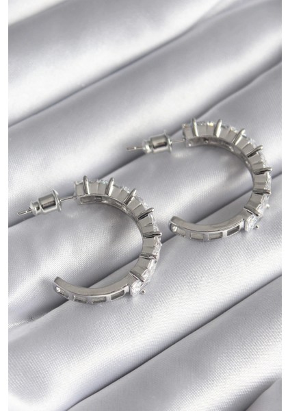 Pirinç Gümüş Renk Zirkon Taşlı Halka Model Kadın Küpe - TJ-BKP8610 fiyatları