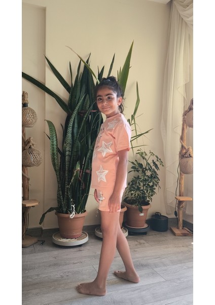 Kız Çocuk Şortlu Takım Yıldızlı Somon, Yeşil, Lila fırsatları