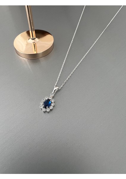 Zarif Safir Gümüş Kolye-Şıklığın Simgesi-Zirkon Taşlı
