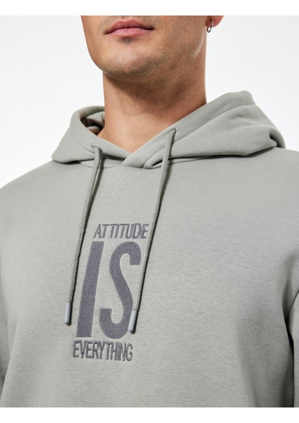 Regular Fit Uzun Kollu Baskılı Kapşonlu Sweatshirt indirimleri