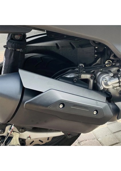 Sym Maxsym 400 MAXSYM400 2021- Için Motosiklet Aksesuarları Egzoz Koruma Plakası Kapağı (Yurt Dışından) fiyatları