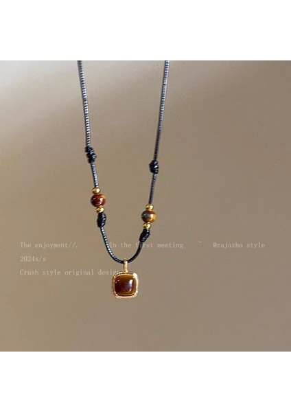 Yeni Perçin Metal Deri Yaka Crockpunk Aşk Kız Kültür Niş Kolye (Yurt Dışından)