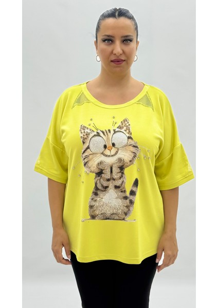 Büyük Beden Kedi Grafikli Taşlı File Detaylı Oversize Kısa Kol Kadın Tişört