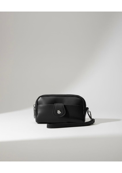 Kadın Küçük Siyah El Çantası