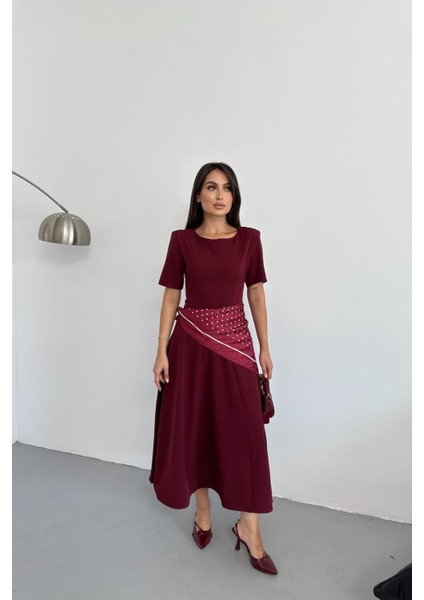 Kadın A Kesim Kısa Kollu Midi Boy Günlük Elbise NBNP018 modelleri