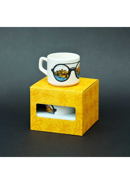 Kamp ve Dağ Desenli Beyaz Seramik Kupa modelleri