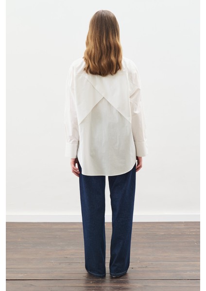 Tasarım Detaylı Oversıze Gömlek Ekru