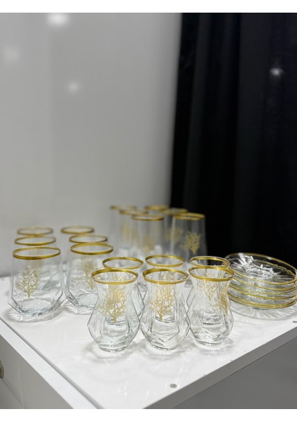 Altın Yaldızlı 24 Parça Bardak ve Çay Seti – Yaşam Ağacı Motifli