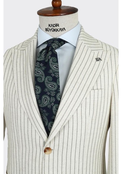 Kırlangıç Yaka Erkek CEKET-KAX5101S modelleri