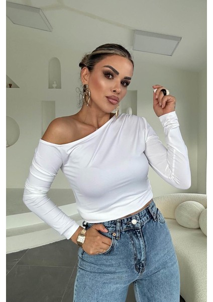 Omuz Açık Uzun Kol Bluz Beyaz fiyatları