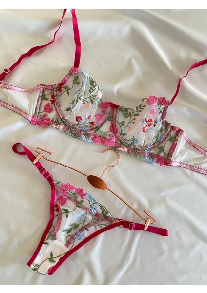 Çiçek Desenli Dantel Tül Bralet Takım