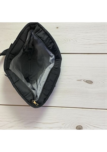 Siyah Kapitone Puf Kadın Omuz Çanta modelleri