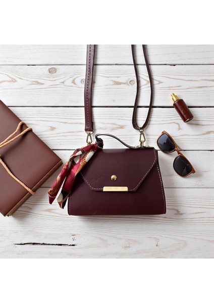 Fularlı Kadın Çanta