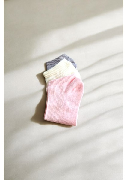 Kadın 3 Adet Pileli Renkli Patik Çorap Seti modelleri