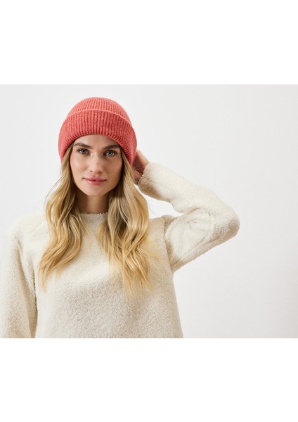 Örgü Bere, Turuncu