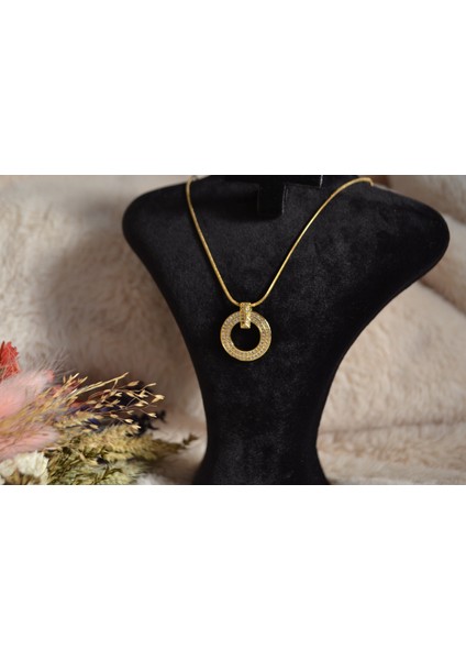 Zarif Tasarımıyla Çelik Kolye fiyatları