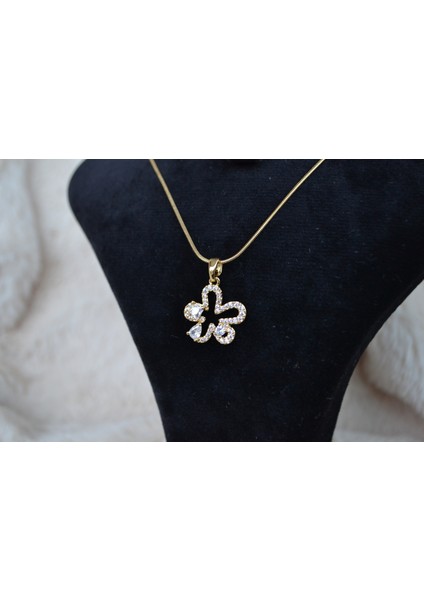 Yonca Temalı Gold Çelik Kolye