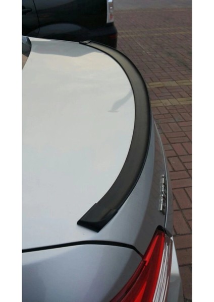 Her Araca Uygun Üniversal M3 Parlak Siyah Bagaj Spoiler