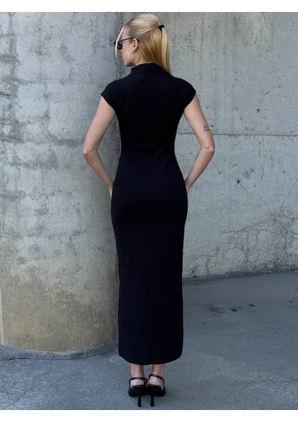 Kadın Yarım Balıkçı Yaka Kısa Kol Midi Elbise Vücudu Saran Fit Basic Elbise