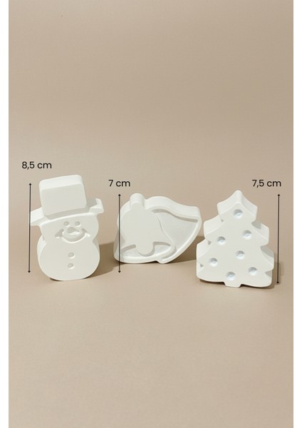 Yılbaşı Temalı 3’lü Dekoratif Biblo Seti – Kardan Adam, Çam Ağacı Masa Üstü Yeni Yıl Süsü fırsatları