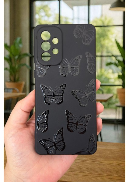 Samsung Galaxy A73 - Siyah Kelebek Desenli Silikon Darbe Emici Klasik Korumalı Rubber Kılıf fiyatları