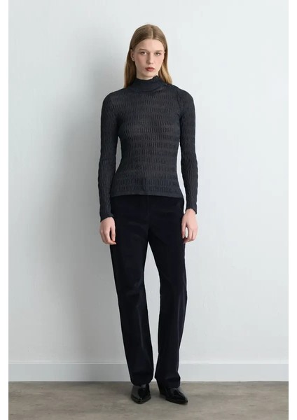 Dik Yakalı Gofreli Triko Bluz - Lacivert