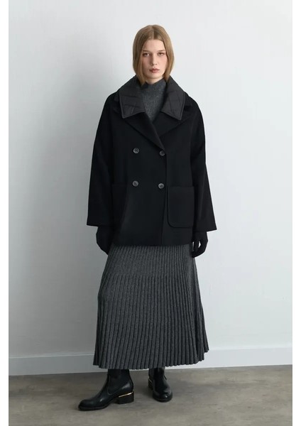 Kapitone Yakalı Yün Kaban - Siyah fırsatları