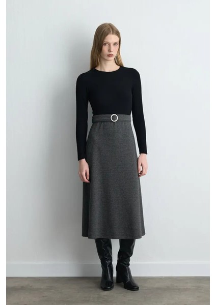 Beli Kemerli Viskon Elbise - Siyah