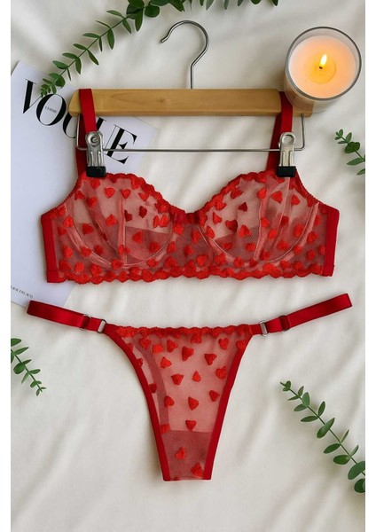 Kırmızı Kalp Desenli Şeffaf Dantel Sütyen Külot Takım