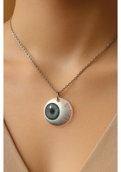 Şeffaf Sert Akrilik Kolye Ucu ve Üzeri Zincirli Desenli Kolye Pörtlek