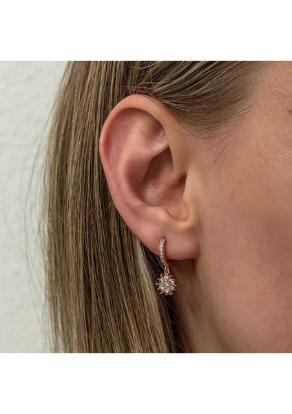 Gümüş Rose Sallantılı Güneş Kadın Küpe modelleri