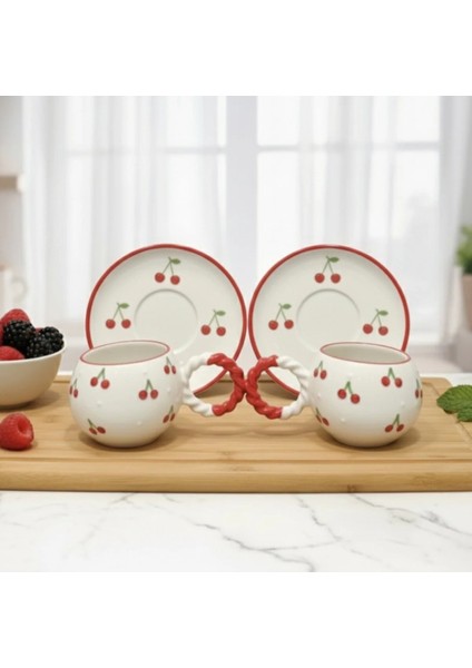 Kiraz Desenli Özel Kabartmalı El Işlemeli 4 Parça 2 Kişilik Fincan Takımı