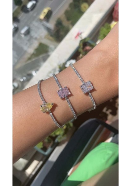 Beyaz Özel Taş Kare Form Su Yolu Bileklik 925 Ayar Gümüş