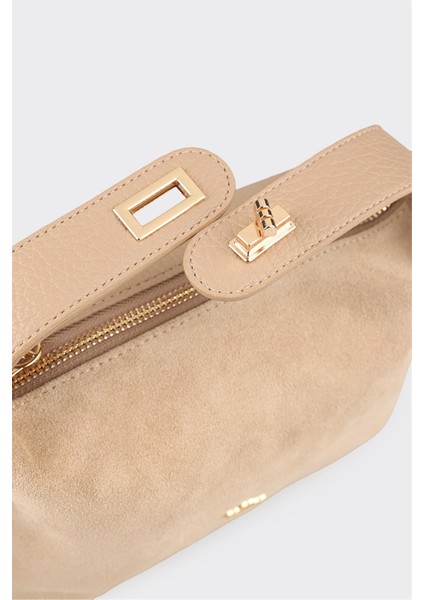 Bej Kadın Küçük El Çantası fırsatları