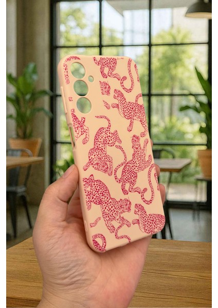 Samsung Galaxy A14 Uyumlu Pembe Leopar Desenli Silikon Darbe Emici Klasik Korumalı Rubber Kılıf modelleri