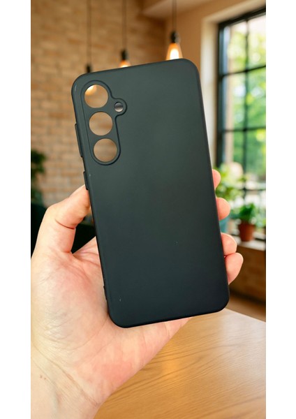 Samsung Galaxy S24FE - Silikon Darbe Emici Klasik Korumalı Rubber Kılıf